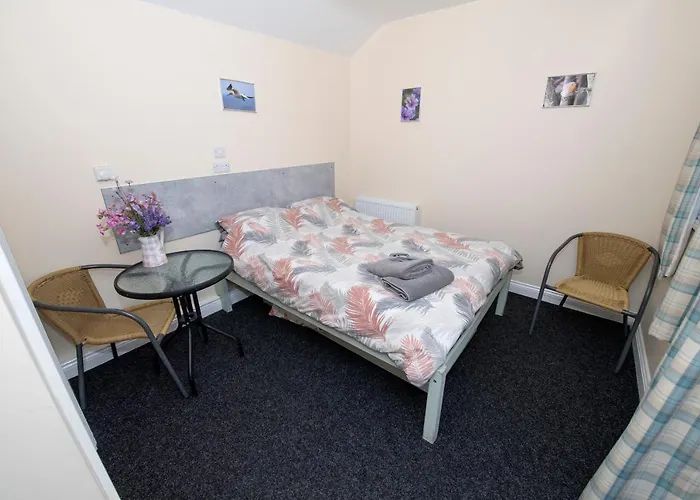 Seaways Glamping, Cedar
